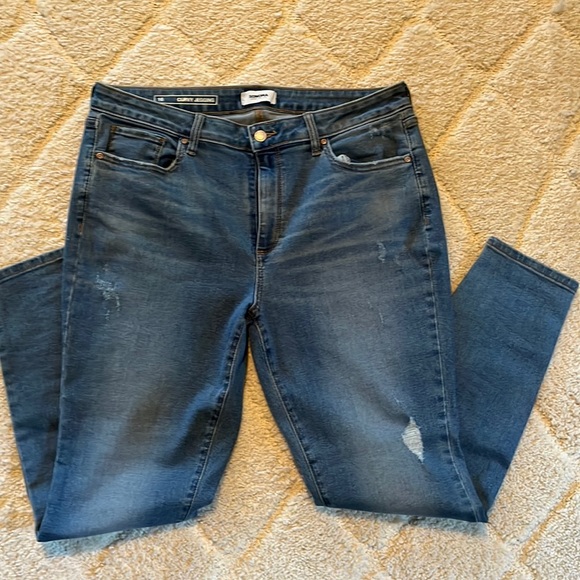 Distressed denim jeggings. Size 16 - Picture 1 of 6